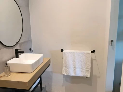 KING ROOM 5 (3)